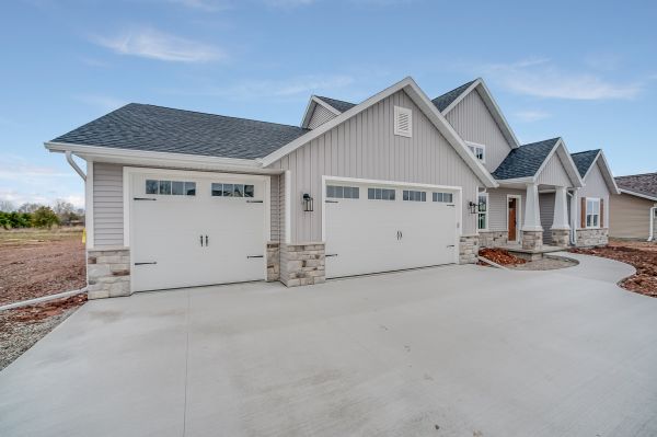Concrete Driveway Pouring in Noblesville