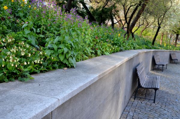 Concrete Retaining Wall Service in Noblesville