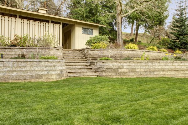 Retaining Wall Construction in Noblesville